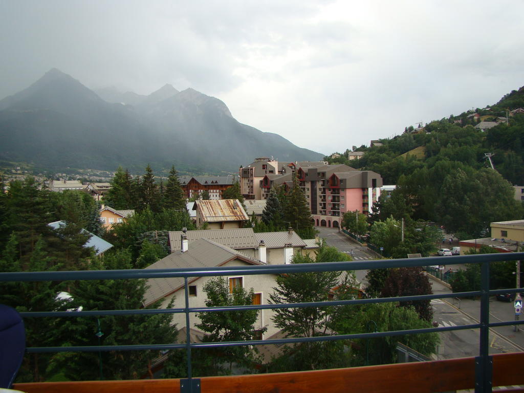 Mar Mar Appartaments Briançon Rom bilde